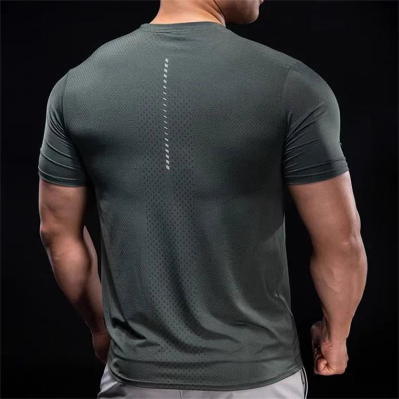 Men Sports T-Shirt Summer Fitness Workout Skinny Short Sleeve Shirts Quick Dry T-shirts Breathable Running Tees Male Sport Wear